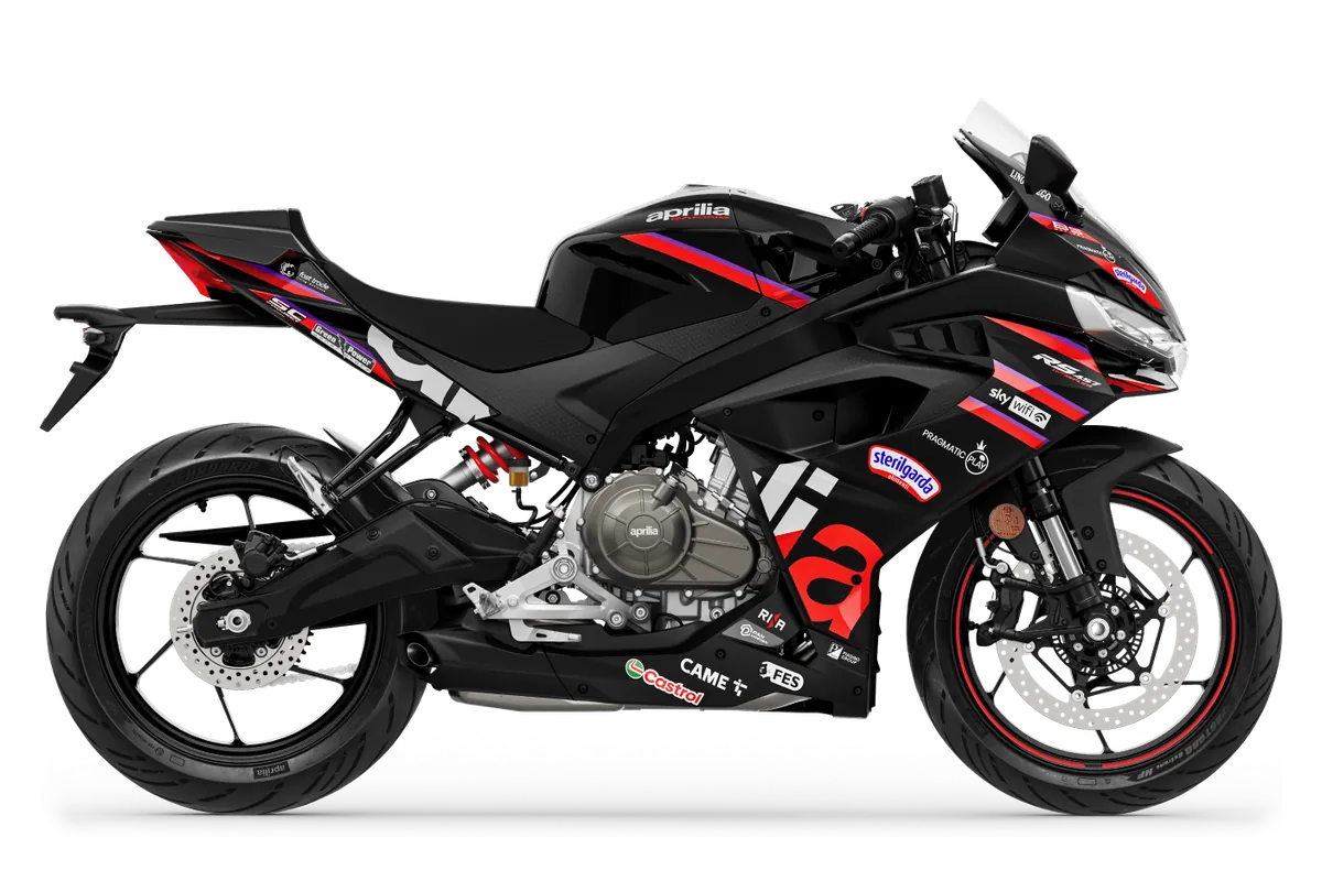 Aprilia RS 457 in GP Replica, zijaanzicht
