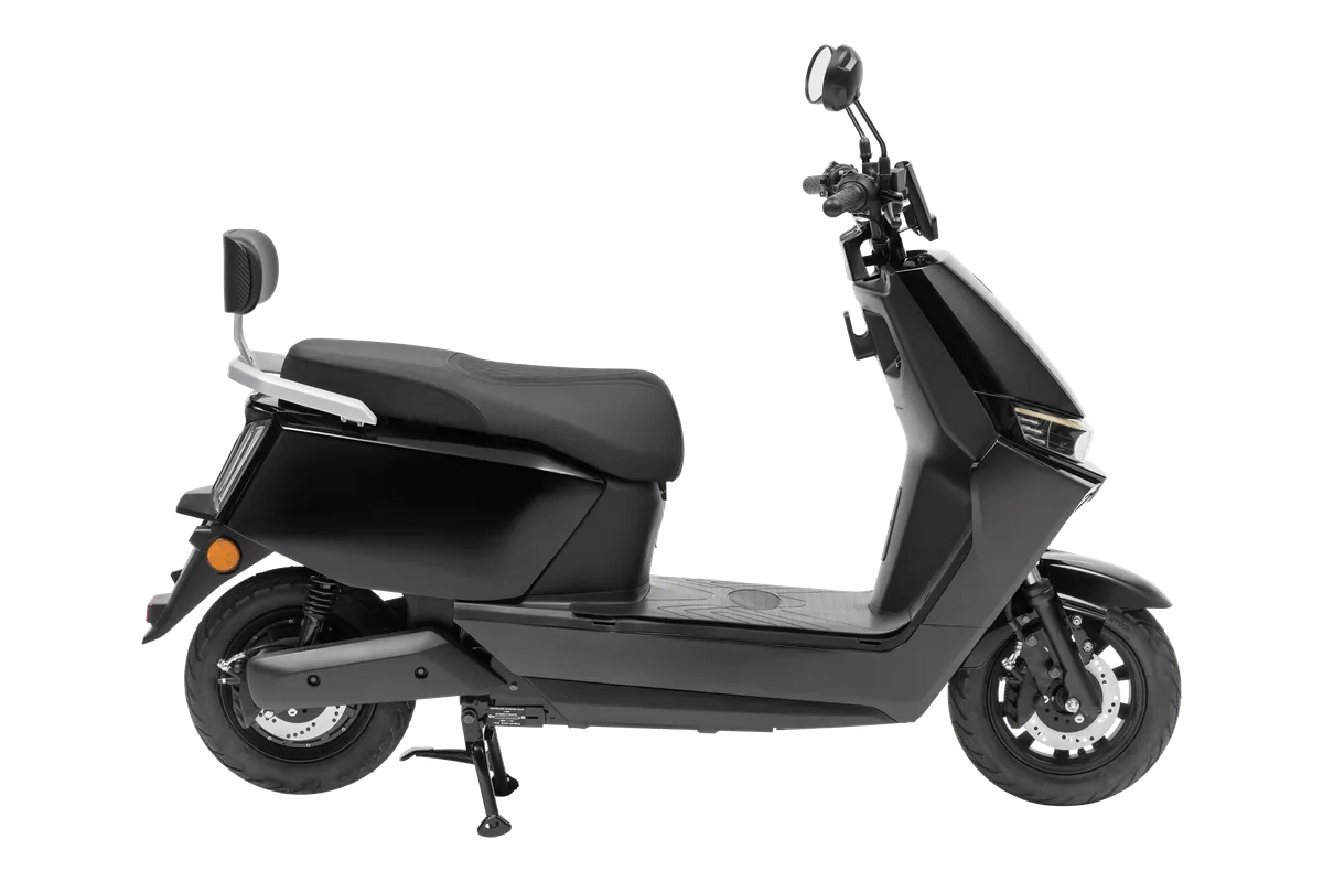 GTS E-Centric in Black Pearl, zijaanzicht