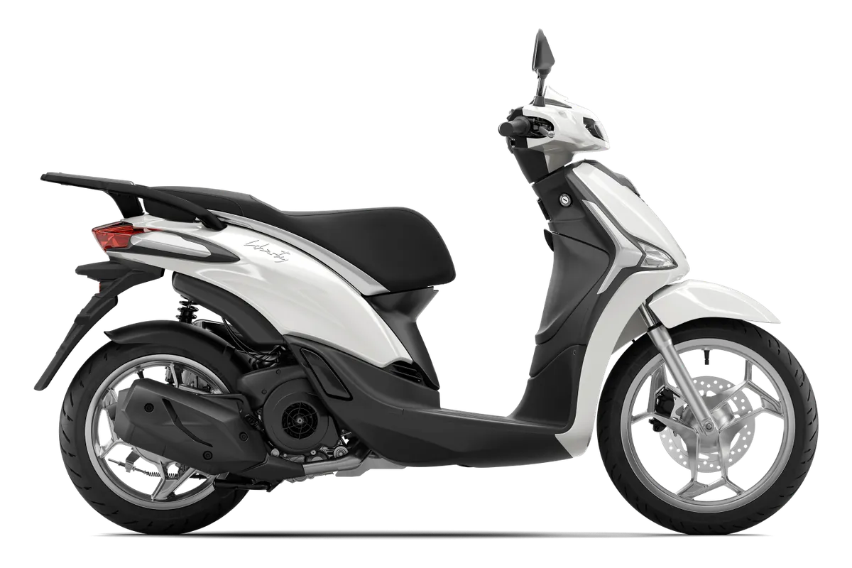Piaggio Liberty in Bianco Luna, zijaanzicht
